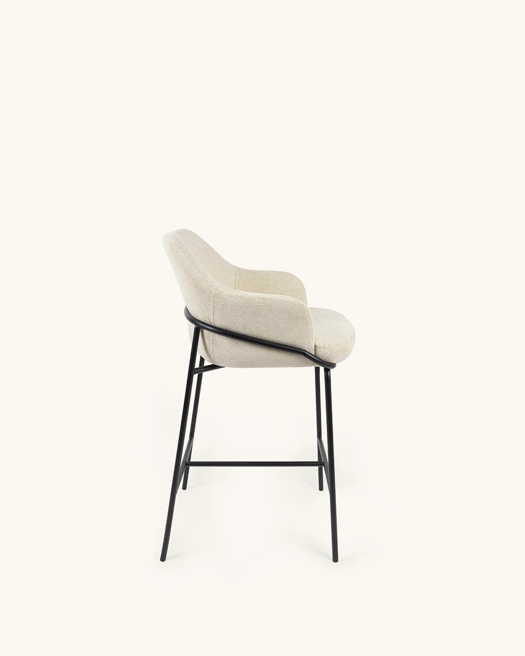 Wren // Beige - Negro Pack 4 taburetes bajos