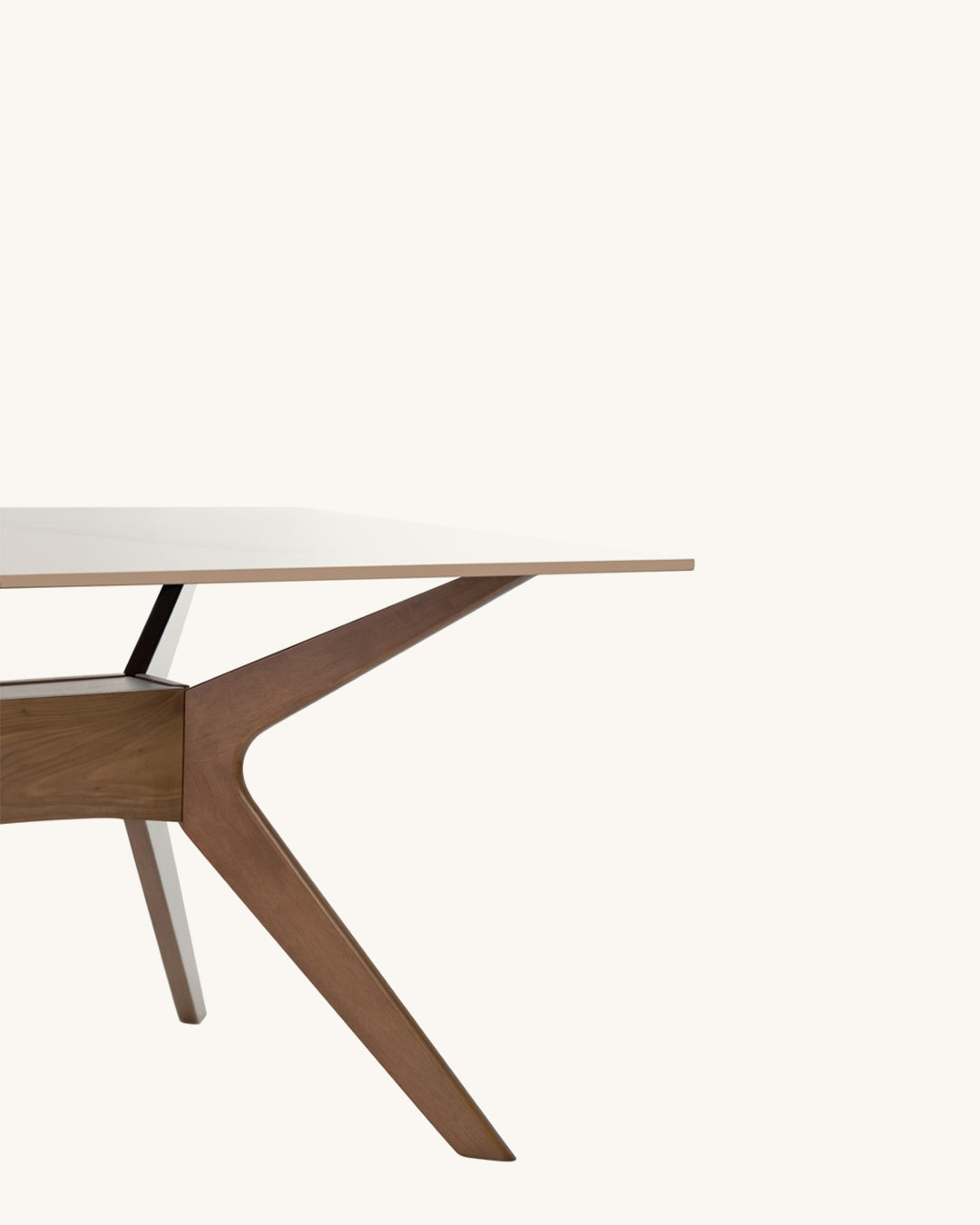 Kikale // Mármol-Nogal 140