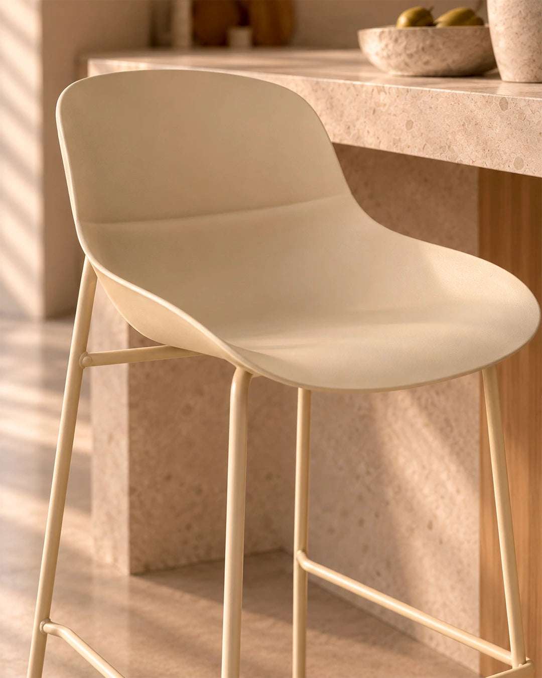 Parker // Beige