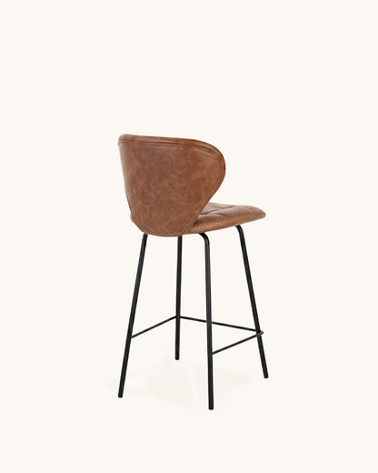 Lloyd // Castanho