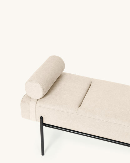 Nitesh // Beige