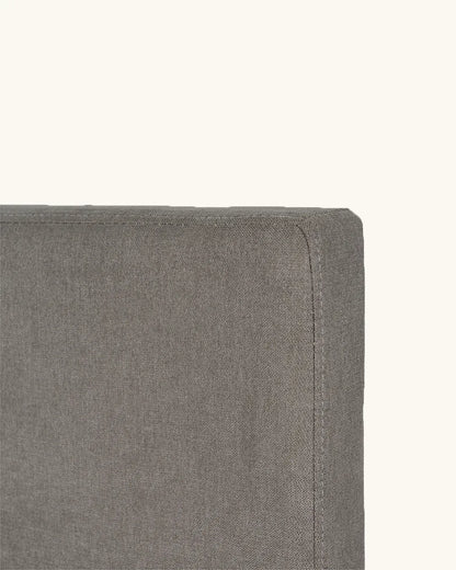 Stewart // Taupe